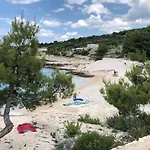 Villa Lorenta Apartments *