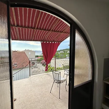 Apartament Lorenta *