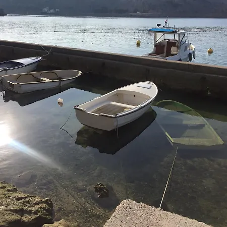 Lorenta Apartamento *