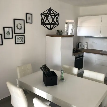 Apartamento Lorenta Primošten