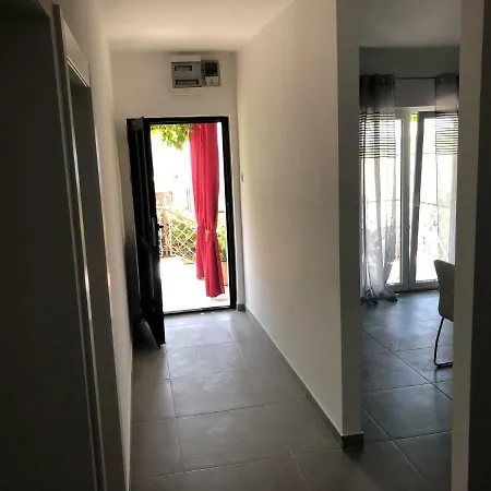 Villa Lorenta Apartments