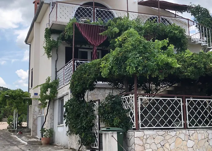 Lorenta アパート *